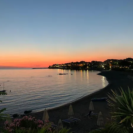 Da Giovanna Dimora Del Turista * Santa Maria Del Cedro